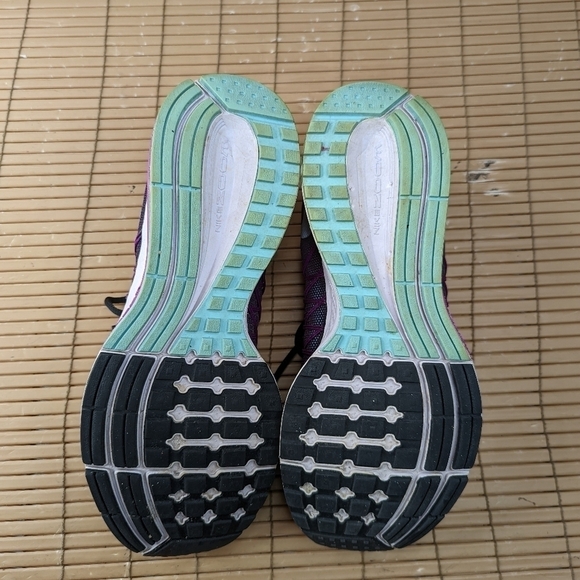 Nike iD Free Run 5.0  526812-902 women's sz 11W. Rare 902 color weigh. Great con - Picture 12 of 12